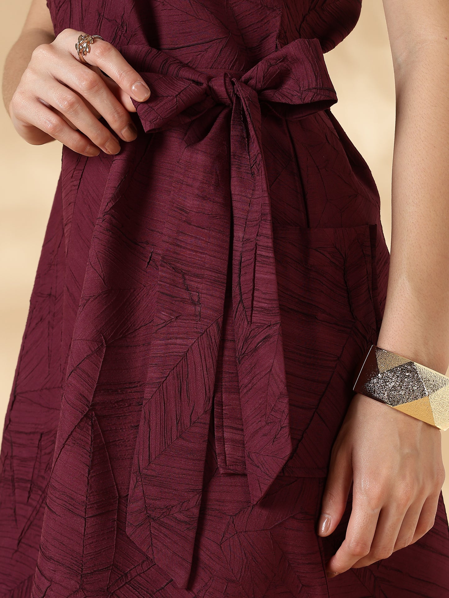 Textured Mini Dress with Pockets Wine