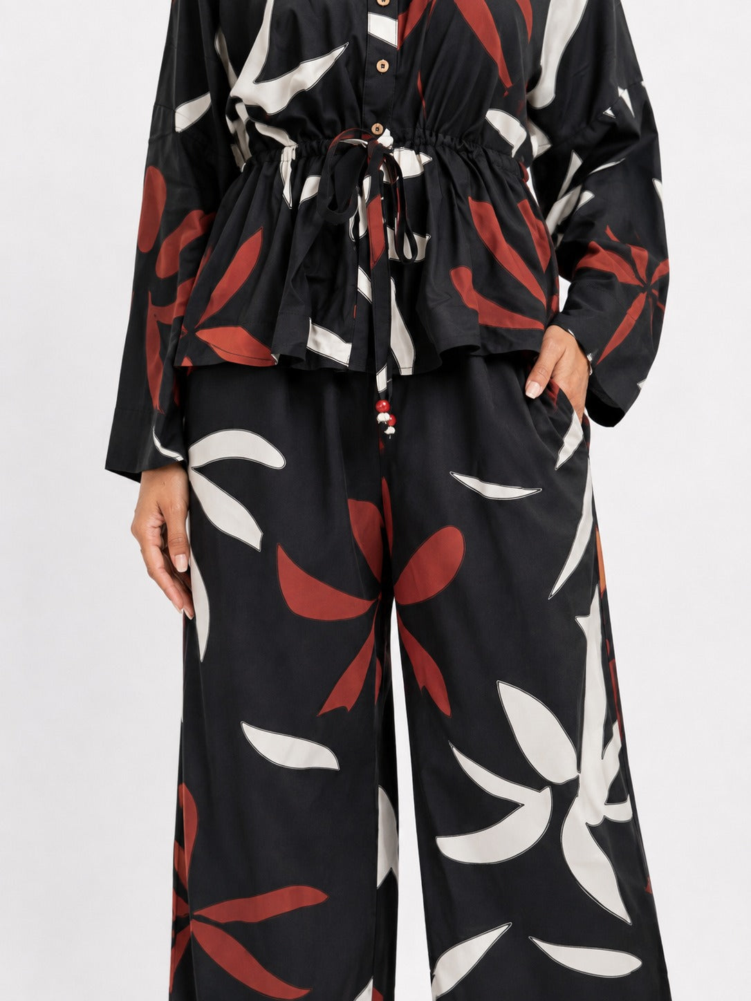 Women Black  Leaf - Printed Co-Ord Set